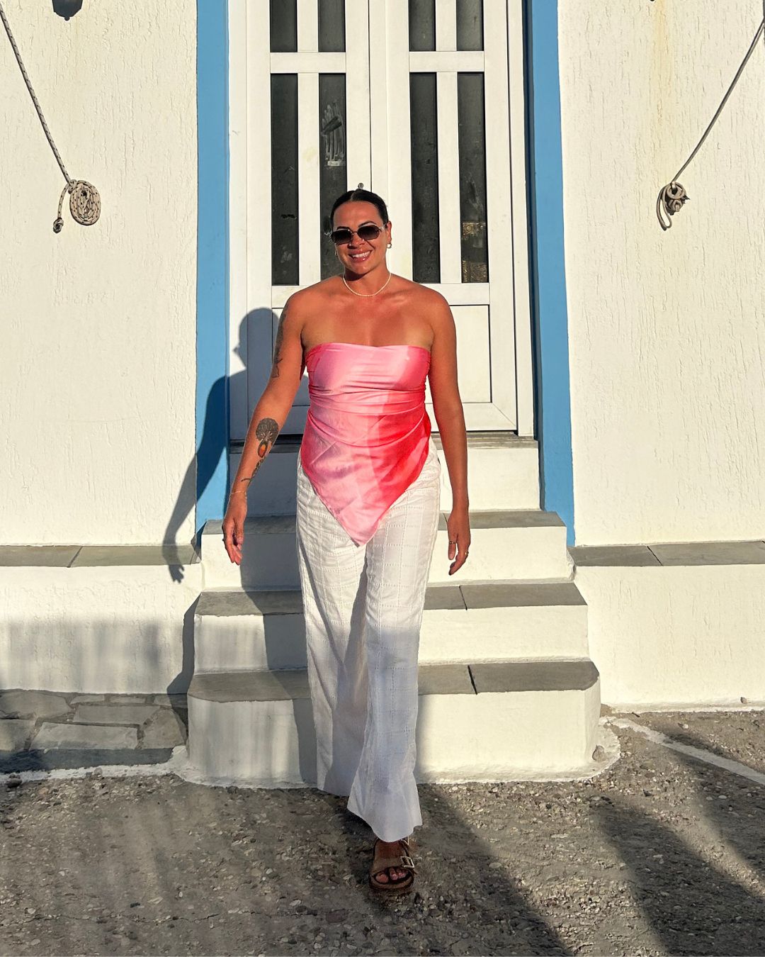 cocktail.jpg
Horizon Scarf Top styled for sunset cocktails – versatile resortwear for women