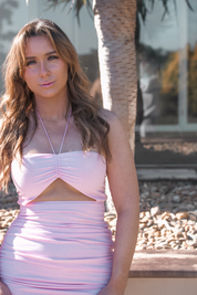 Make an entrance in the Valencia Dress – a bold and feminine pink dress designed for vacations. Lightweight, photogenic, and perfect for warm destinations like Bali and Thailand.