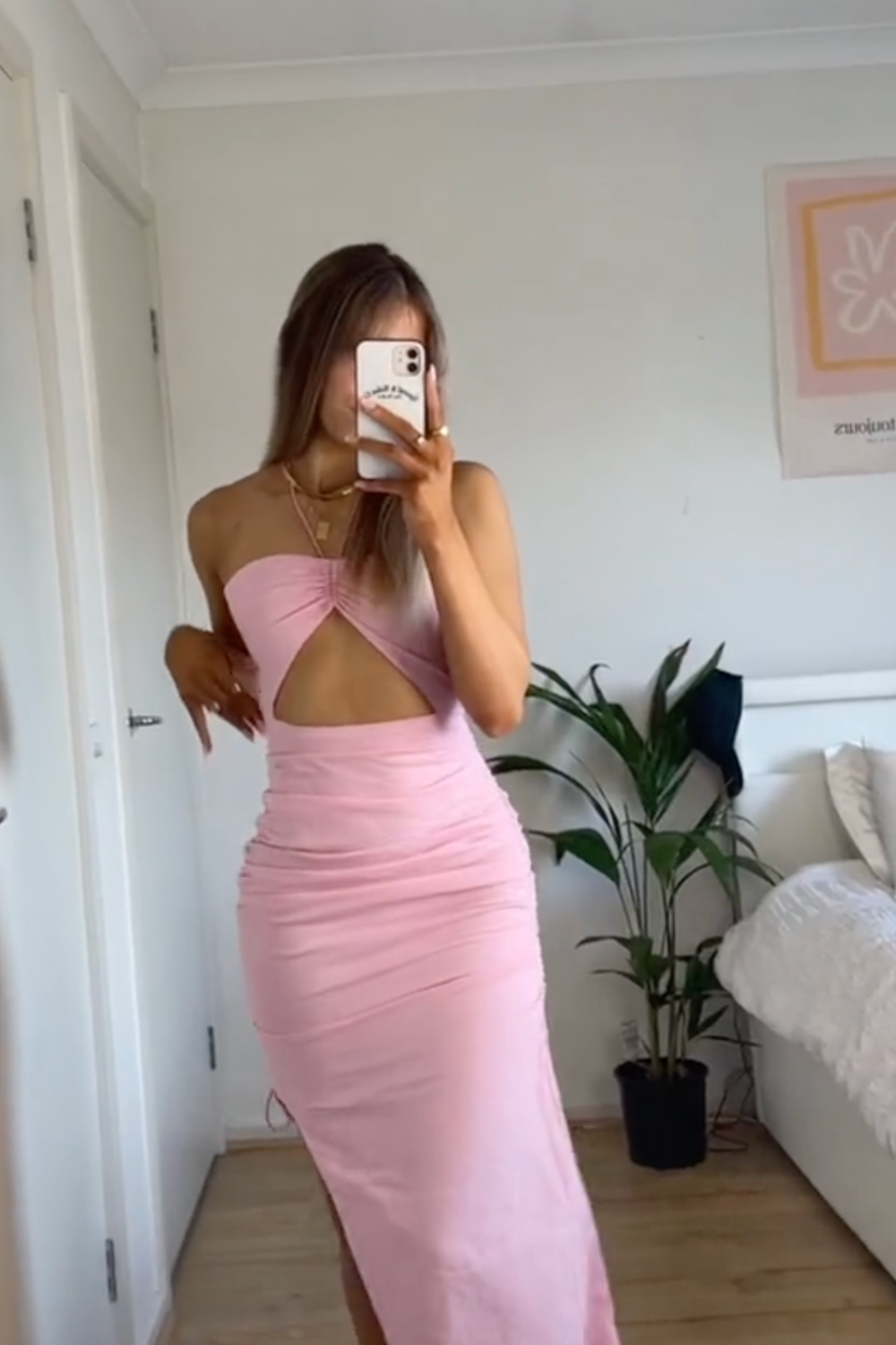 Vaycaze Valencia Dress – A statement pink dress designed for warm-weather getaways. Features an adjustable neckline and flattering ruching, ideal for vacation nights and special occasions.